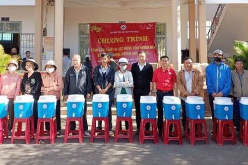 KỶ NIỆM 78 NĂM NGÀY THÀNH LẬP HỘI CHỮ THẬP ĐỎ VIỆT NAM (23/11/1946 -23/11/2024) : Khẳng định vai trò nòng cốt trong công tác nhân đạo