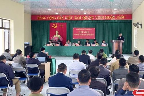 Tổ đại biểu HĐND tỉnh tiếp xúc cử tri tại huyện Thuận Châu