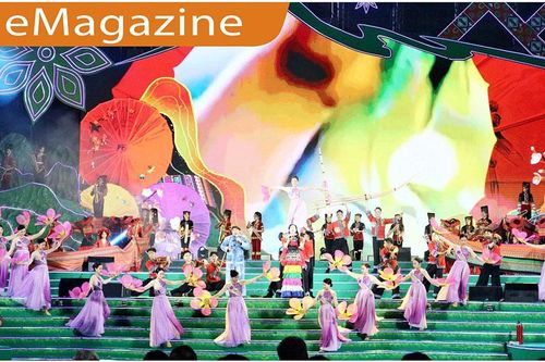 Dư âm bên dòng sông chảy ngược