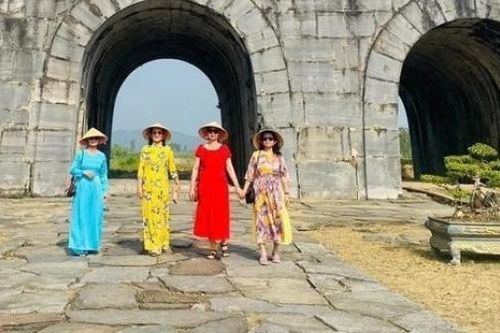 Miễn vé tham quan Thành nhà Hồ trong Ngày Di sản văn hóa Việt Nam
