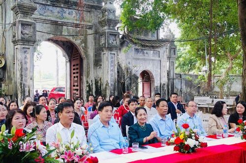 Hưng Yên tổ chức thực hành tín ngưỡng thờ Mẫu: Gìn giữ và phát huy giá trị di sản văn hóa