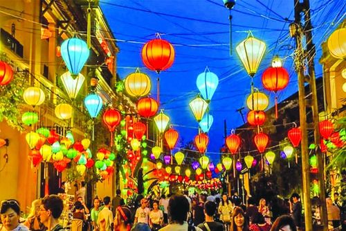 Di sản văn hóa trong tim và trong tay chúng ta