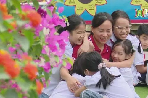 Thầy cô nỗ lực thích nghi và đổi mới