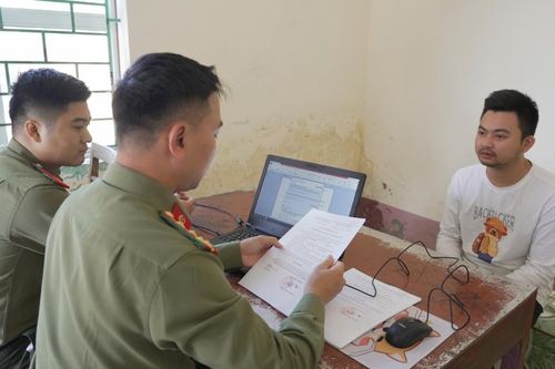 Khởi tố đối tượng nổ súng trái phép trong đêm