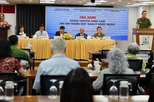 TPHCM: Phổ biến pháp luật cho cộng đồng người Việt Nam ở nước ngoài