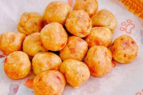 Cách làm cá viên chiên bí đỏ đơn giản