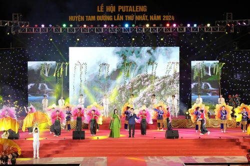 Khai mạc Lễ hội PuTaLeng huyện Tam Đường với chủ đề 'Về miền Đỗ quyên'