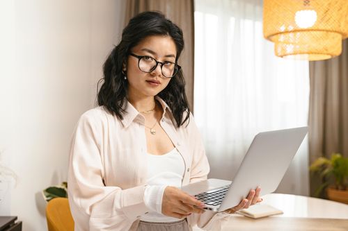 Lương 600.000 USD/năm mới làm vừa lòng Gen Z Mỹ