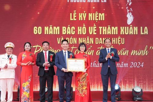 Phường đầu tiên của quận Tây Hồ về đích 'Phường đạt chuẩn Đô thị văn minh'