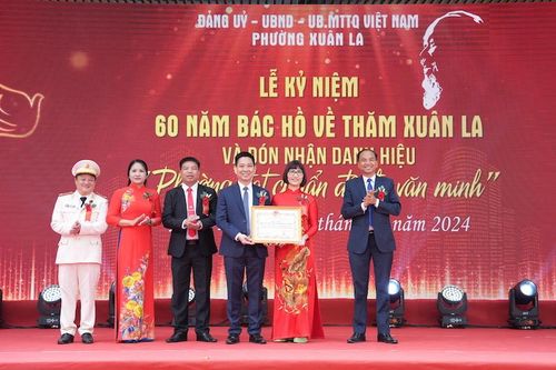 Phường đầu tiên của quận Tây Hồ đạt chuẩn phường đô thị văn minh'
