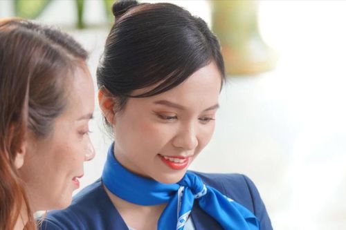 Nộp học phí không tiền mặt: Phụ huynh than phí cao
