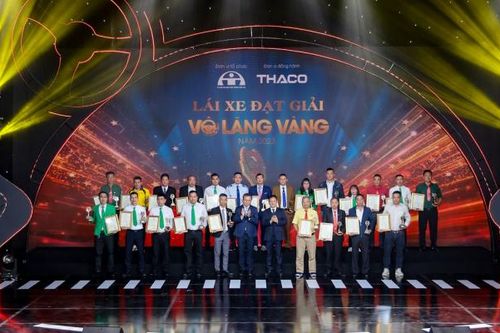 Tôn vinh những nỗ lực đảm bảo trật tự, an toàn giao thông