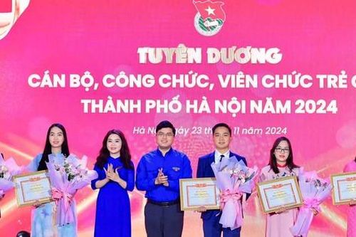 Tuyên dương 24 cán bộ, công chức, viên chức trẻ giỏi thành phố Hà Nội