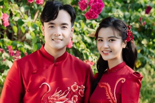 Anh Đào 'Gặp em ngày nắng' rạng rỡ trong lễ ăn hỏi với chồng diễn viên điển trai