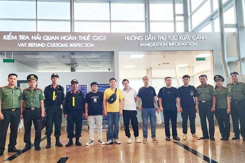Trục xuất 6 người Trung Quốc nhập cảnh trái phép vào Việt Nam
