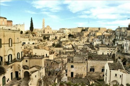 Bí quyết 'níu chân' du khách của thành phố 9.000 năm tuổi tại Italy
