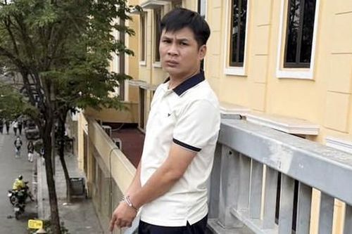 Bắt tạm giam kẻ vờ hỏi đường, dùng dao đe dọa cô gái cướp tài sản