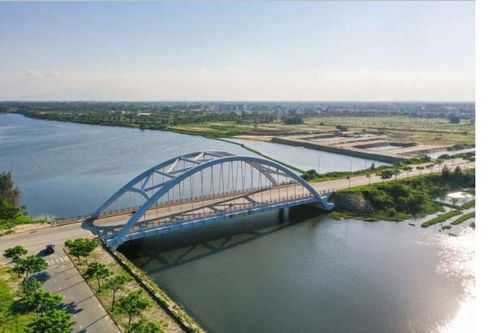 Đi dọc triền sông Cổ Cò