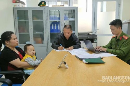 Đồn Biên phòng Cửa khẩu Chi Ma bắt giữ 2 đối tượng người Việt Nam phạm tội trốn sang Trung Quốc