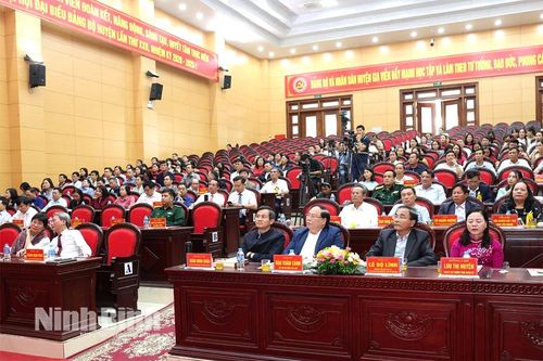 Tọa đàm công đức Đức Thánh Nguyễn với Tổ nghề đúc đồng và Y học Việt Nam