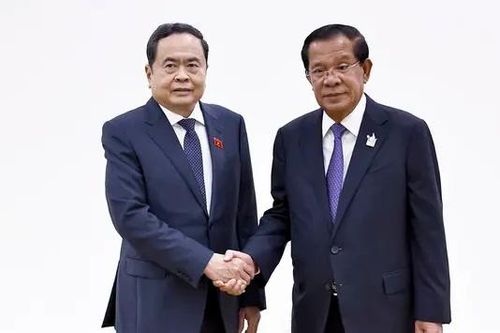 Chủ tịch Quốc hội hội kiến Chủ tịch Thượng viện Campuchia