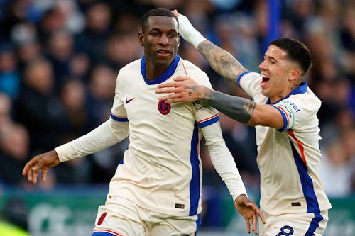 Kết quả vòng 12 giải Ngoại hạng Anh: Chelsea thắng dễ đội vừa lên hạng