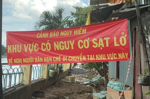 TPHCM cảnh báo người dân tại 8 vị trí sạt lở đặc biệt nguy hiểm