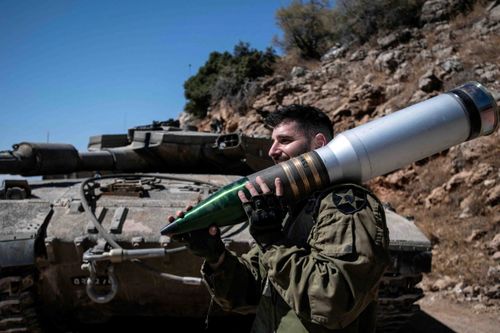 Hezbollah 'copy' tên lửa Israel để bắn vào Israel