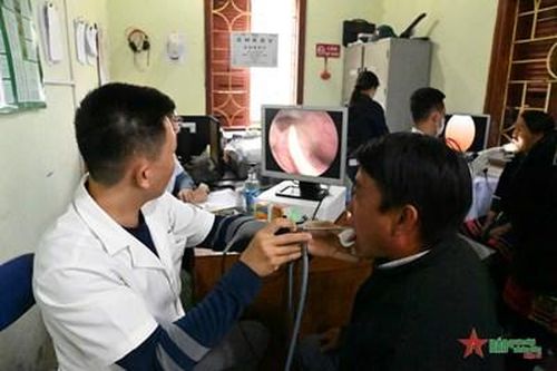 BĐBP tỉnh Lai Châu phối hợp khám bệnh, cấp phát thuốc miễn phí tại xã Mù Sang