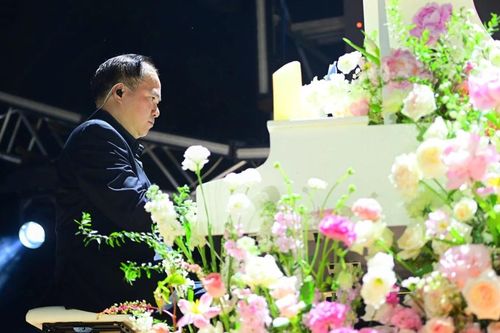 Nhạc sĩ Việt Anh mang âm nhạc thăng hoa giữa thiên nhiên