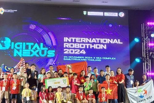 Học sinh TP Cần Thơ đoạt giải cao Cuộc thi Robothon Quốc tế 2024