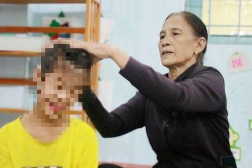 Nỗi buồn của 'người mẹ trẻ em da cam' ở Trung tâm phải dừng hoạt động vì hết tiền