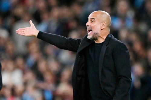 Pep Guardiola: Tâm lý thi đấu của Man City quá yếu
