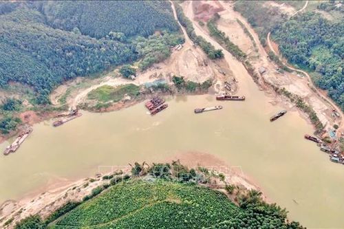 Yên Bái: Yêu cầu xử lý nghiêm hoạt động khai thác, tập kết cát trái phép