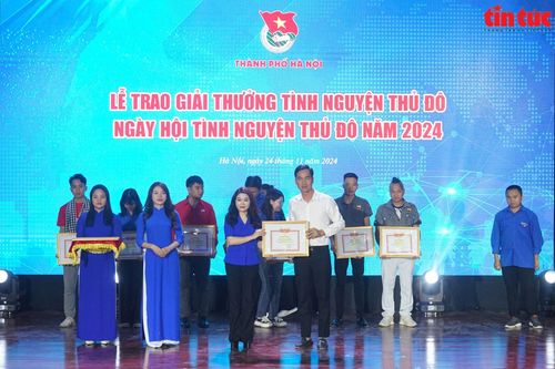 Tuyên dương 10 tập thể, 10 cá nhân tại giải thưởng 'Tình nguyện Thủ đô' năm 2024