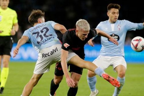 Khó tin: Barca đánh rơi chiến thắng dù dẫn trước 2-0