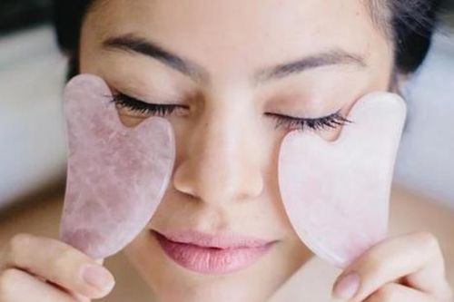 Massage mặt có thực sự là giải pháp tự nhiên thay thế Botox?