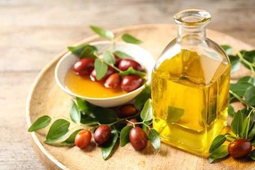 Công thức tự nhiên từ dầu giúp da bạn ngày càng rạng rỡ