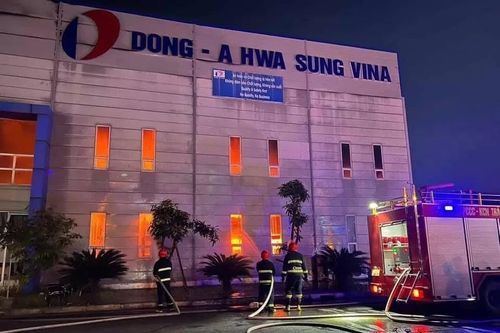 Hải Phòng: Cháy lớn thiêu rụi nhà xưởng tại khu công nghiệp Tràng Duệ