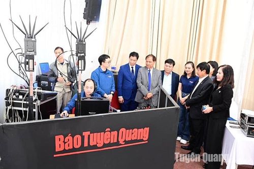 Chúng tôi làm truyền hình trực tiếp Hội thảo quốc tế tại Hà Nội