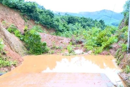 Bình Định: Tiếp tục xảy ra sạt lở, ngập úng tại huyện An Lão