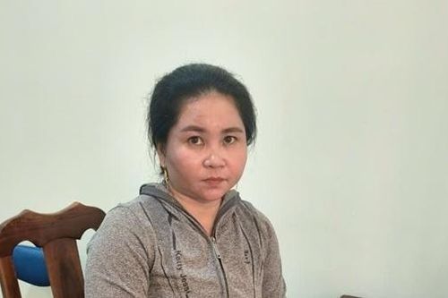 'Mắt thần' phát hiện người phụ nữ trộm điện thoại ở tiệm vàng