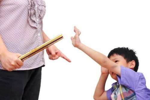 Khủng hoảng giáo dục gia đình, nhiều trẻ em từng bị mắng chửi và đánh đập