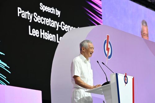 Ông Lý Hiển Long thôi chức lãnh đạo đảng cầm quyền Singapore