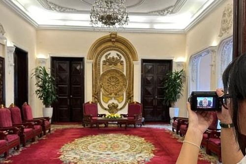 'Tour sáng tạo': Khám phá di sản Thủ đô qua lăng kính mới