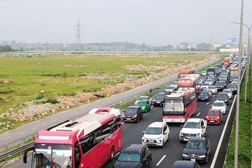 Hà Nội: Rà soát, công bố tải trọng, khổ giới hạn của đường bộ