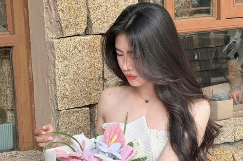 Hot girl bóng đá Thanh Nhã ngày càng gợi cảm