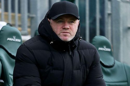 Rooney tái hiện 'Fergie Time'