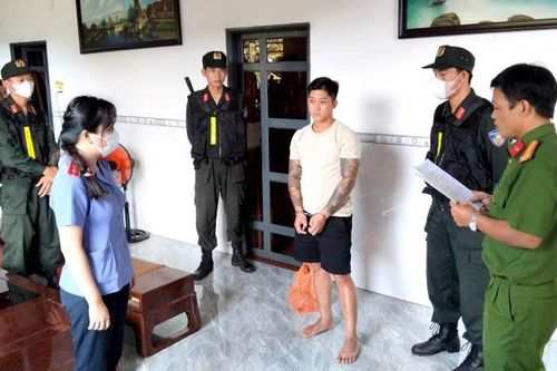 Mua súng trên mạng để giải quyết mâu thuẫn