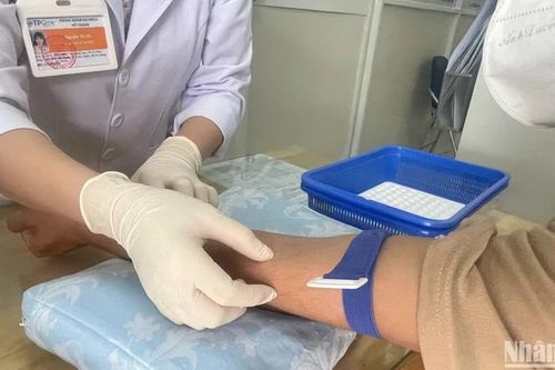 Bảo đảm các nguồn lực cho công tác phòng, chống HIV/AIDS